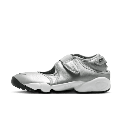 [Nike] ナイキWMNS AIR RIFT /HM5737-003 SILVER ★追跡あり Nike-Air-Rift-Leather-Metallic